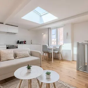 Quiet Duplex Studio In The Heart Of Old Lille! Lille